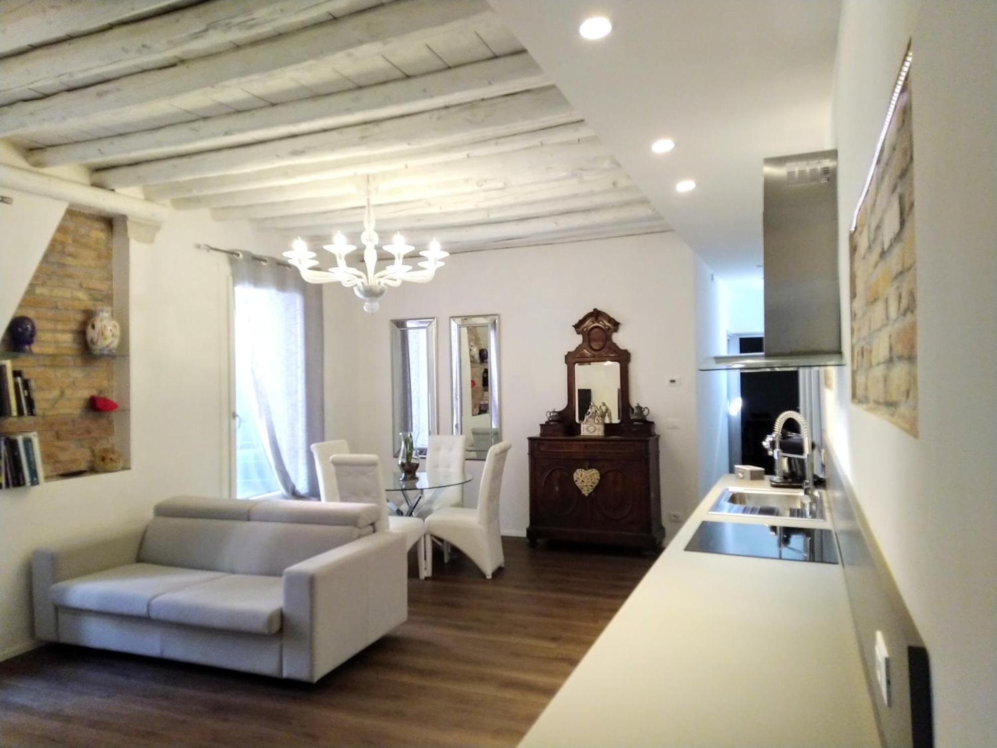 Sara S Luxury Home Five Minutes From Piazza San Marco Венеция Экстерьер фото